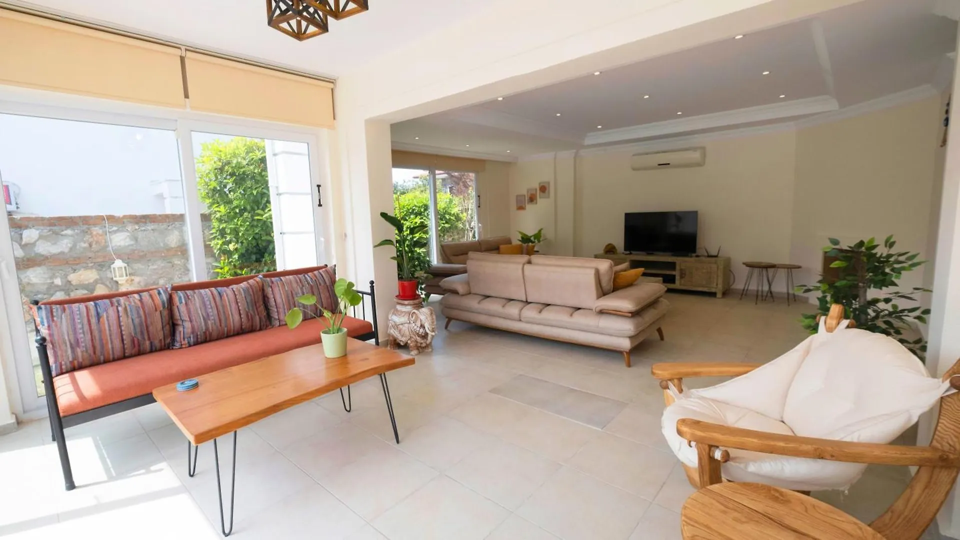 Oludeniz, Fethiye Luxurious And Peaceful Villa With Children Pool