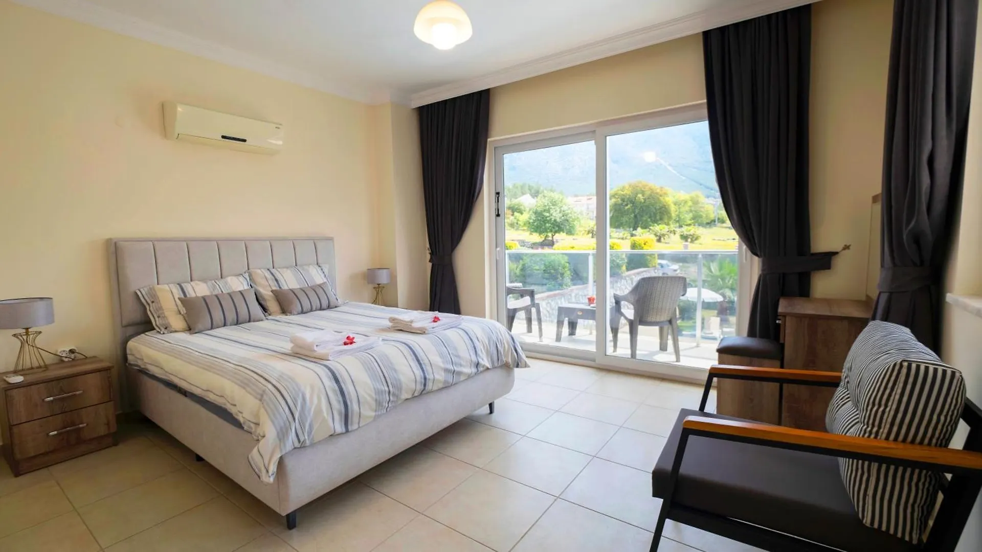 Oludeniz, Fethiye Luxurious And Peaceful Villa With Children Pool Ölüdeniz